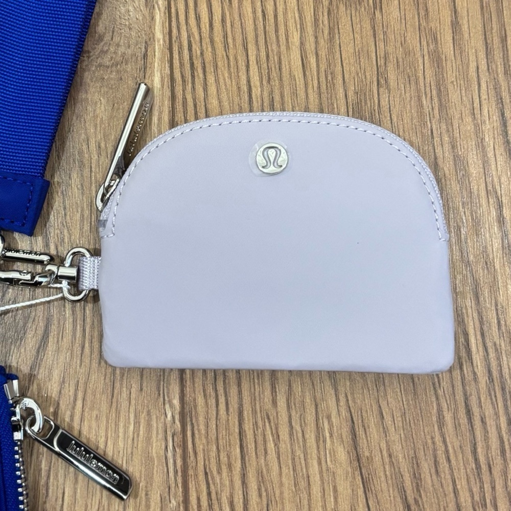 NWT Lululemon Dual Pouch Wristlet In Riverside/Faint Lavender - Picture 3 of 7